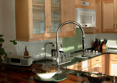 Translucent cabinet fronts and new countertops